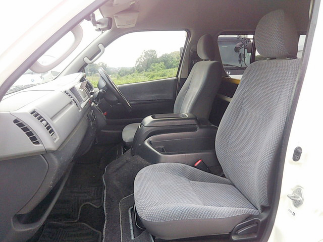 トヨタハイエース福祉車両[写真33]