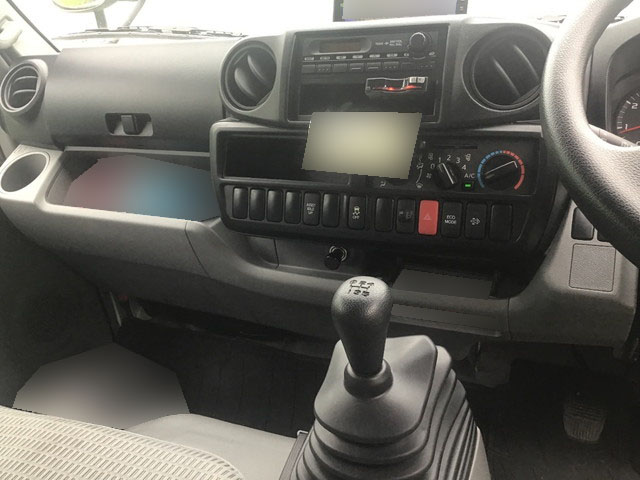 トヨタダイナ平ボディ小型（2t・3t）[写真16]