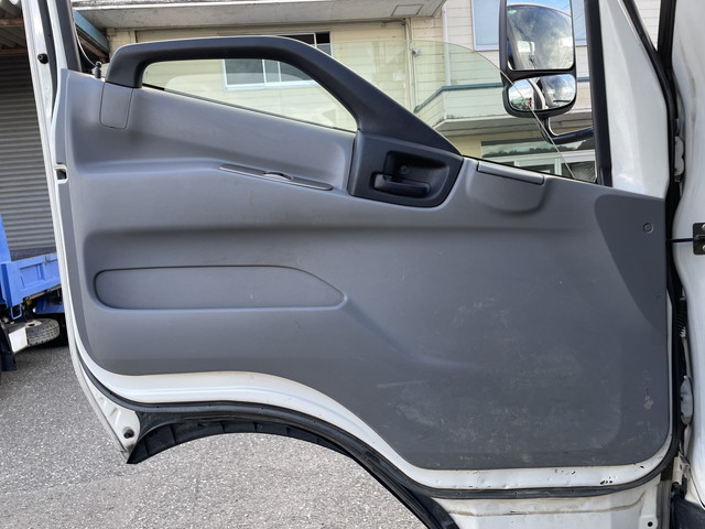 トヨタトヨエースクレーン5段小型（2t・3t）[写真28]