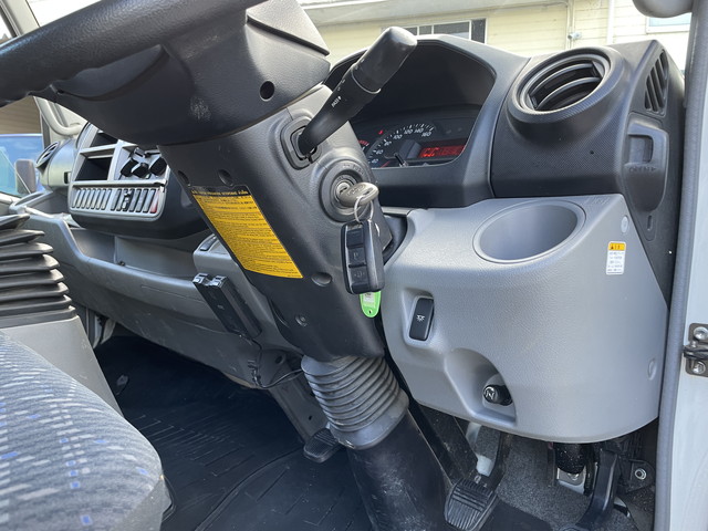 トヨタトヨエースクレーン5段小型（2t・3t）[写真34]