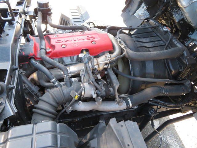 日野レンジャーパッカー車（塵芥車）中型（4t）[写真36]