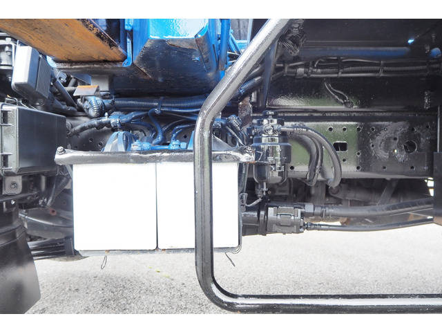 日野デュトロ高所作業車小型（2t・3t）[写真28]