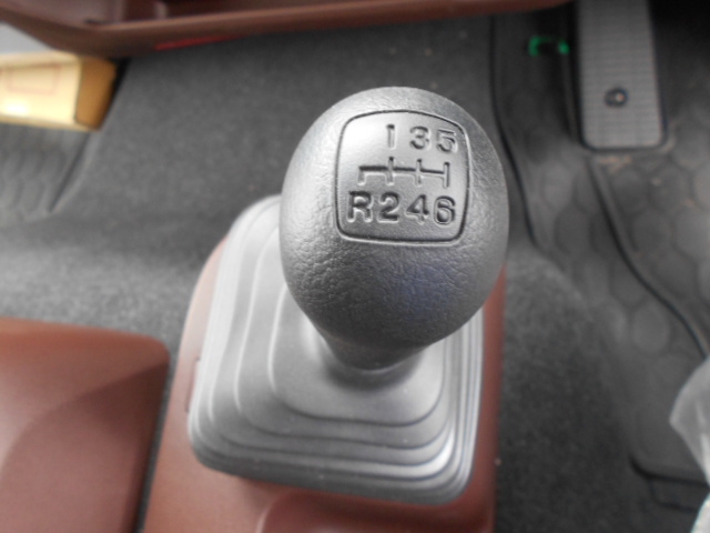 日野レンジャーアルミブロック中型（4t）[写真18]