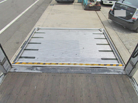 三菱ふそうキャンターアルミウイング小型（2t・3t）[写真38]