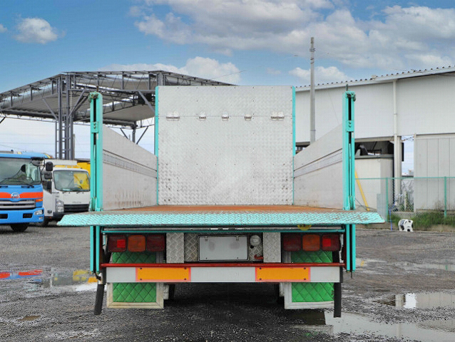 三菱ふそうファイターアルミブロック増トン（6t・8t）[写真07]