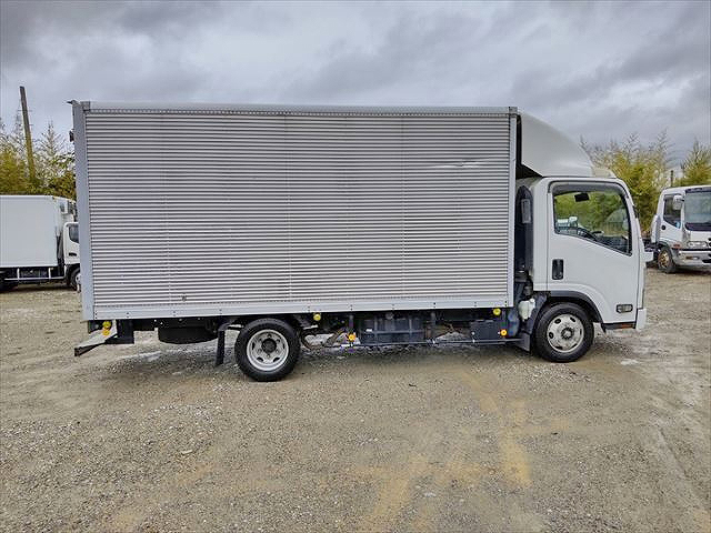 いすゞエルフアルミバン小型（2t・3t）[写真07]