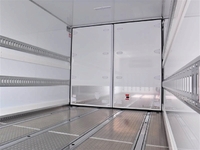 日野レンジャー冷凍車（冷蔵車）中型（4t）[写真12]