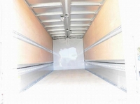 三菱ふそうキャンターアルミウイング小型（2t・3t）[写真05]