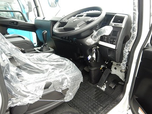 三菱ふそうファイターアルミブロック中型（4t）[写真11]