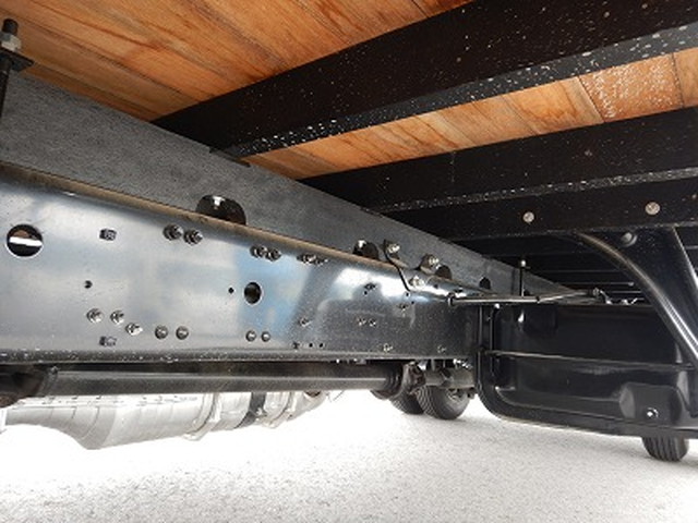 三菱ふそうファイターアルミブロック中型（4t）[写真22]