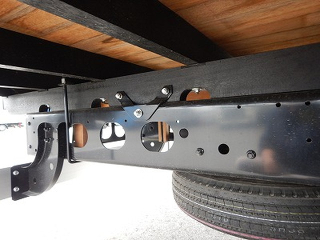 三菱ふそうファイターアルミブロック中型（4t）[写真23]