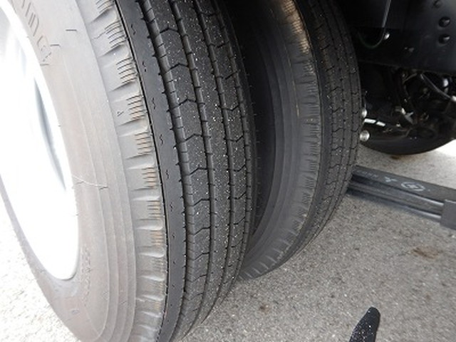 三菱ふそうファイターアルミブロック中型（4t）[写真27]