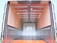 三菱ふそうファイターアルミウイング中型（4t）[写真10]