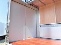 三菱ふそうファイターアルミウイング中型（4t）[写真15]