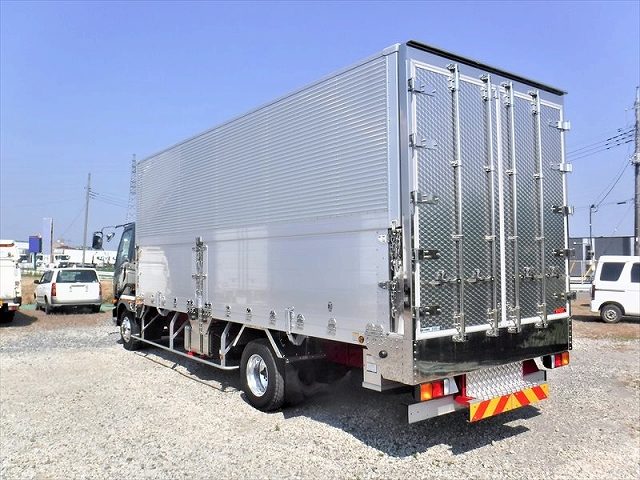 三菱ふそうファイターアルミウイング中型（4t）[写真02]