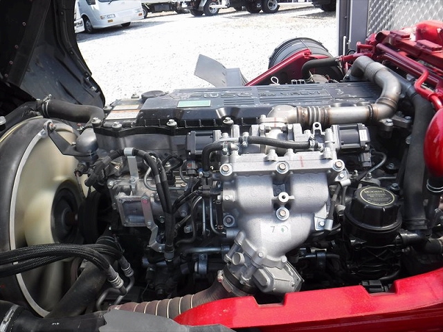 三菱ふそうファイターアルミウイング中型（4t）[写真25]