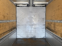 UDトラックスクオンアルミウイング大型（10t）[写真22]