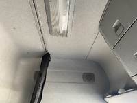 UDトラックスクオンアルミウイング大型（10t）[写真31]