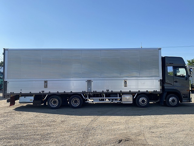 UDトラックスクオンアルミウイング大型（10t）[写真06]