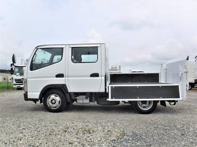 三菱ふそうキャンターダブルキャブ（Wキャブ）小型（2t・3t）[写真11]