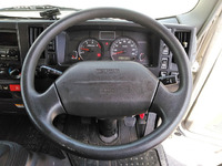 いすゞエルフアルミウイング小型（2t・3t）[写真38]