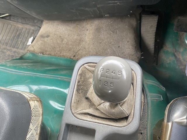 三菱ふそうファイターコンテナ専用車中型（4t）[写真23]