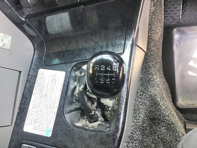 三菱ふそうスーパーグレートダンプ大型（10t）[写真32]