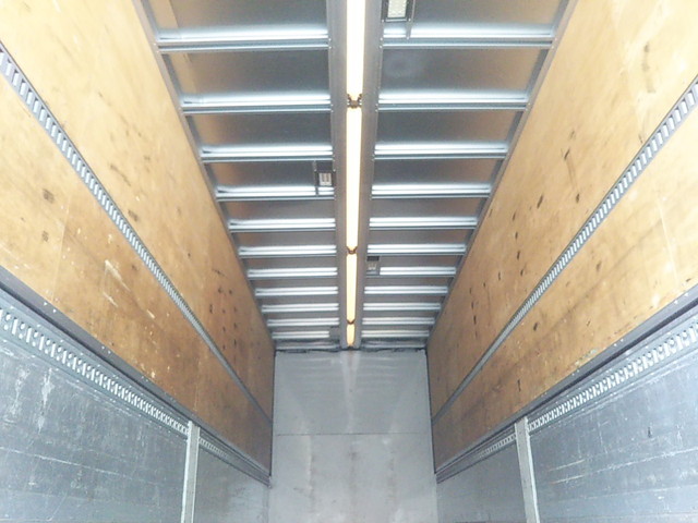 日野プロフィアアルミウイング大型（10t）[写真12]