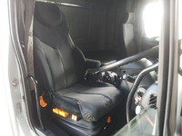 日野プロフィアアルミウイング大型（10t）[写真30]