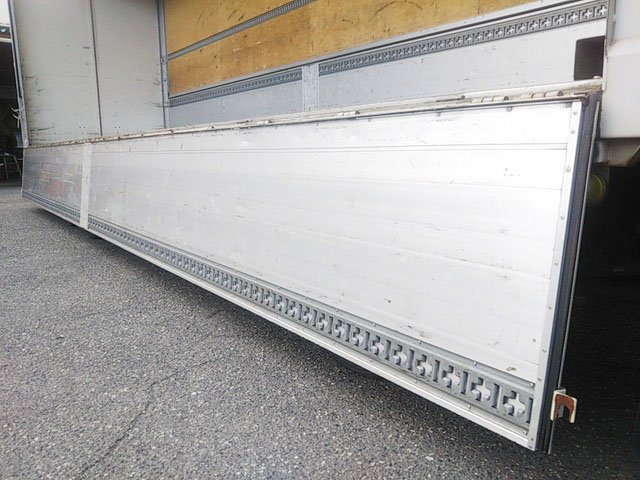 日野プロフィアアルミウイング大型（10t）[写真07]