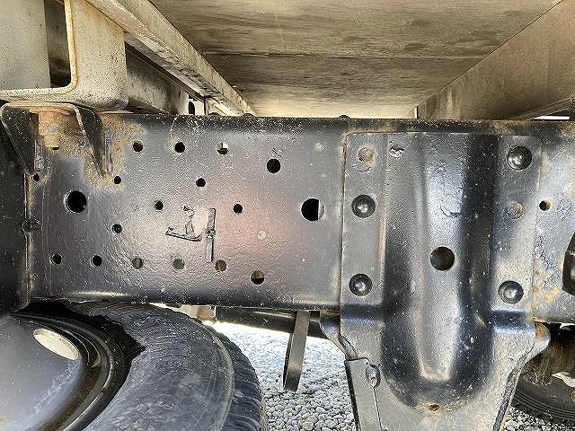 いすゞエルフダブルキャブ（Wキャブ）小型（2t・3t）[写真23]