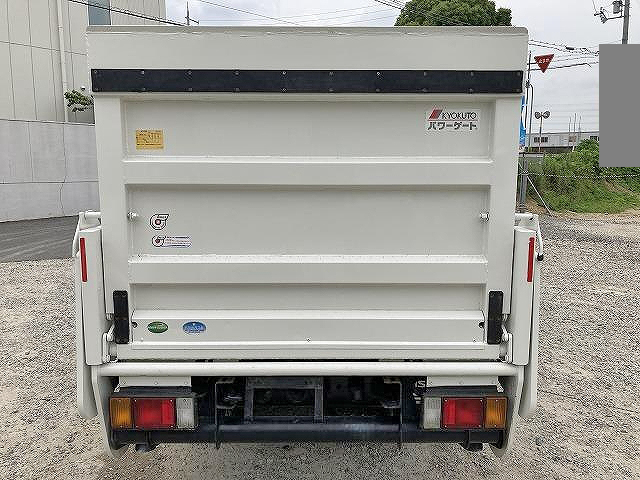 いすゞエルフダブルキャブ（Wキャブ）小型（2t・3t）[写真06]