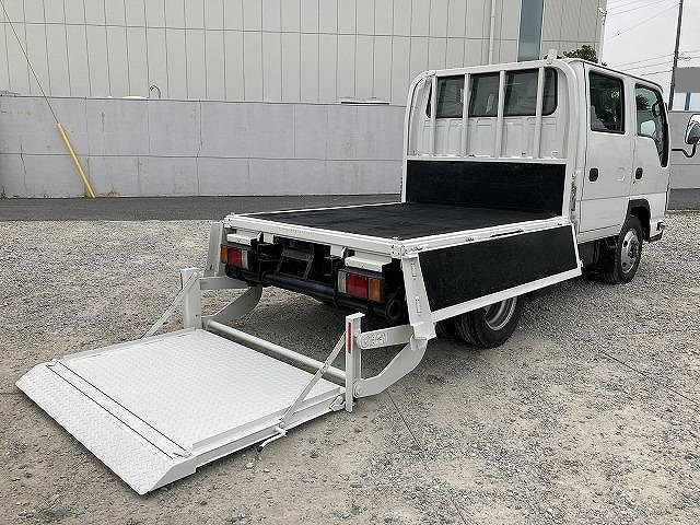 いすゞエルフダブルキャブ（Wキャブ）小型（2t・3t）[写真09]