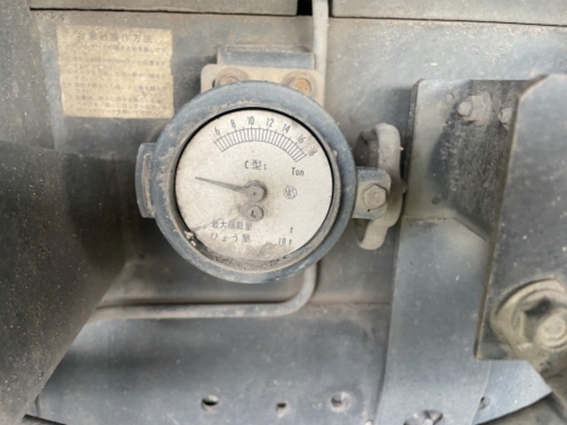 いすゞギガダンプ大型（10t）[写真14]