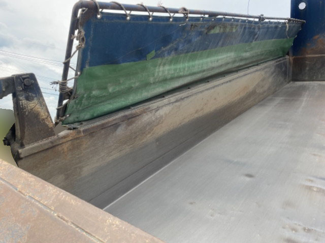 いすゞギガダンプ大型（10t）[写真06]