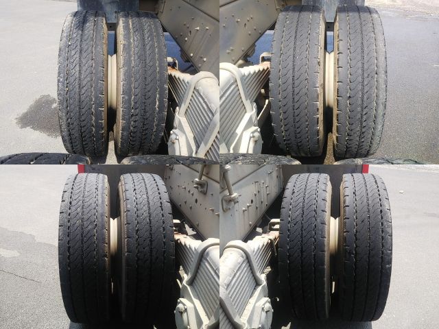 UDトラックスクオンダンプ大型（10t）[写真20]