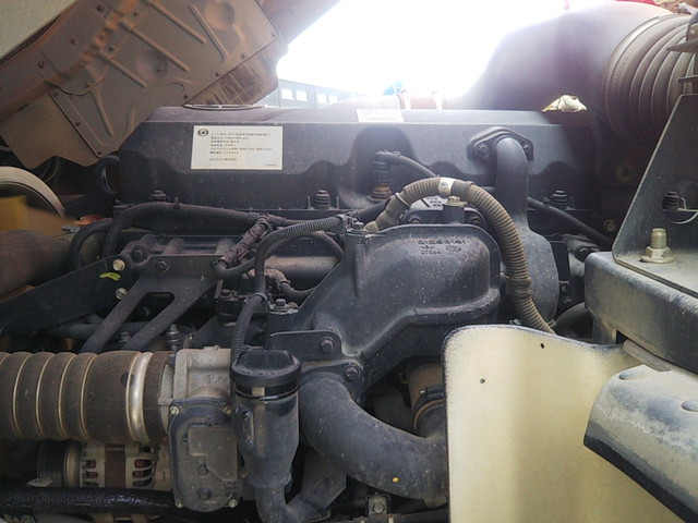 UDトラックスクオンダンプ大型（10t）[写真25]