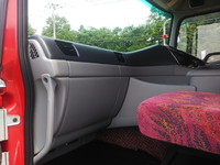 UDトラックスクオンダンプ大型（10t）[写真31]