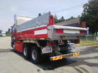 UDトラックスクオンダンプ大型（10t）[写真04]