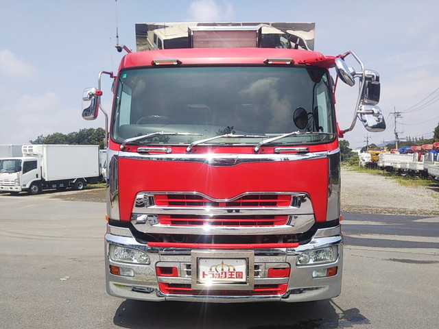 UDトラックスクオンダンプ大型（10t）[写真06]
