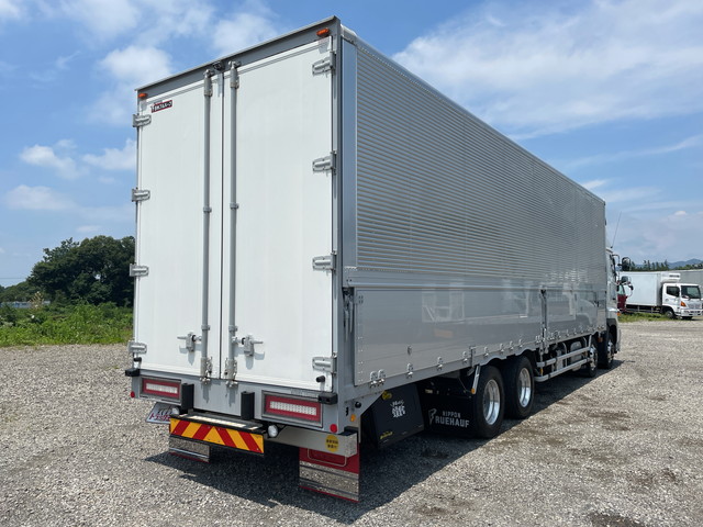 日野プロフィアアルミウイング大型（10t）[写真02]