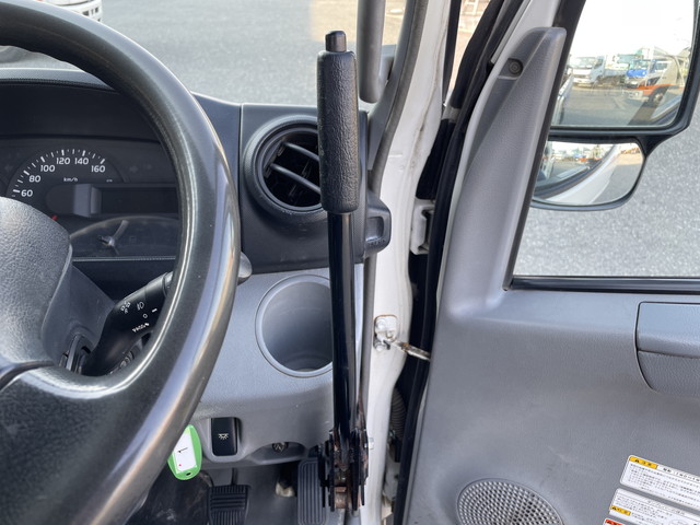 日野デュトロダンプ小型（2t・3t）[写真37]