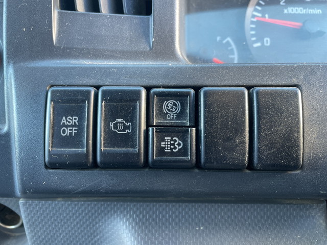 いすゞエルフダンプ小型（2t・3t）[写真31]