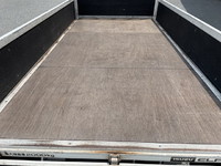 いすゞエルフ平ボディ小型（2t・3t）[写真15]