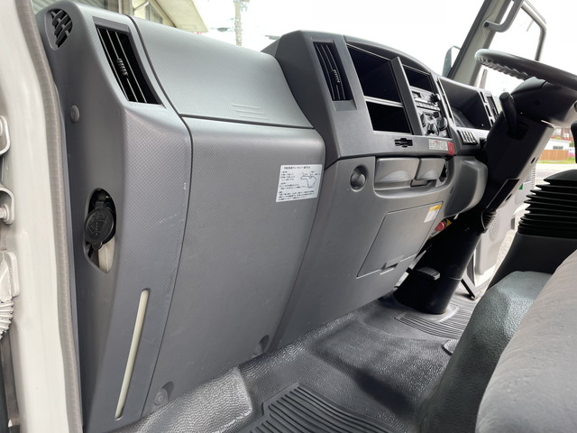 いすゞエルフ平ボディ小型（2t・3t）[写真29]