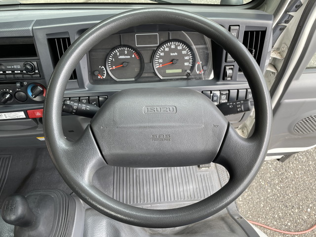 いすゞエルフ平ボディ小型（2t・3t）[写真32]