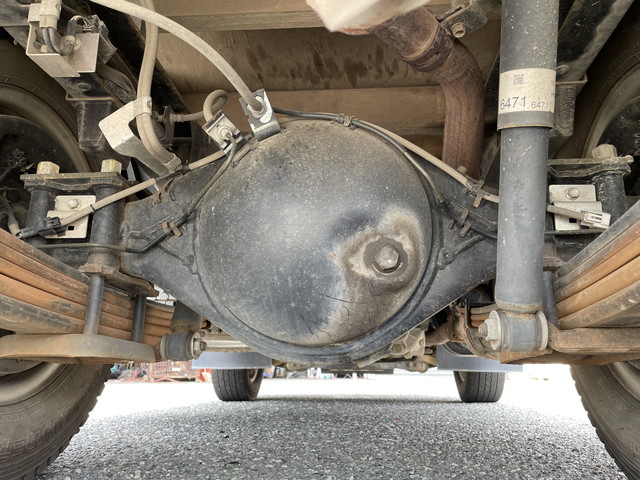 いすゞエルフダブルキャブ（Wキャブ）小型（2t・3t）[写真18]