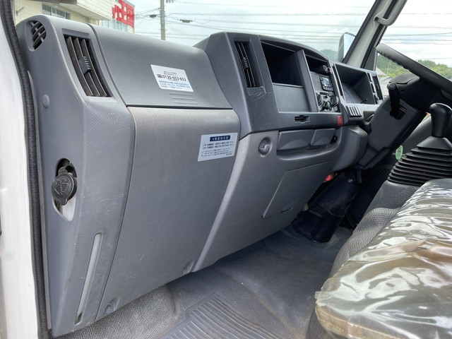 いすゞエルフダブルキャブ（Wキャブ）小型（2t・3t）[写真28]