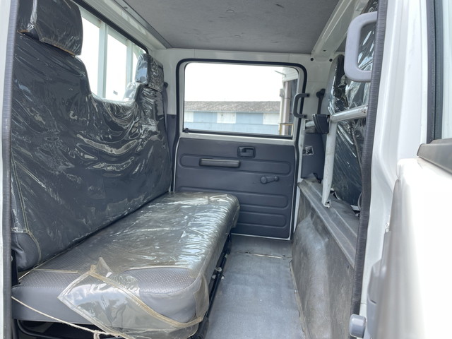 いすゞエルフダブルキャブ（Wキャブ）小型（2t・3t）[写真29]