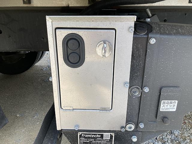 日野レンジャーアルミウイング中型（4t）[写真33]